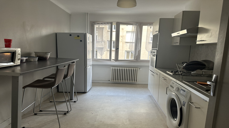 Ma-Cabane - Vente Appartement Saint-Étienne, 83 m²