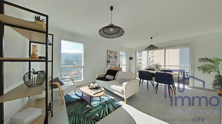 Ma-Cabane - Vente Appartement Saint-Étienne, 84 m²