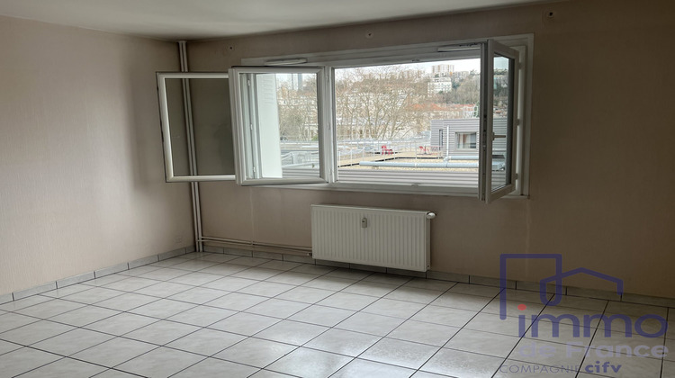 Ma-Cabane - Vente Appartement Saint-Étienne, 66 m²