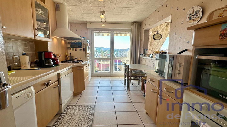 Ma-Cabane - Vente Appartement Saint-Étienne, 70 m²