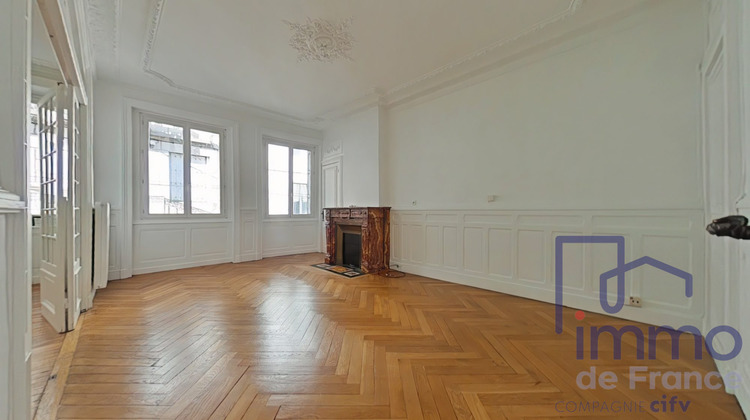 Ma-Cabane - Vente Appartement Saint-Étienne, 73 m²
