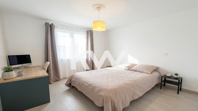 Ma-Cabane - Vente Appartement Saint-Étienne, 83 m²