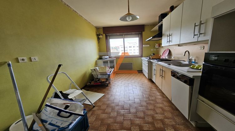 Ma-Cabane - Vente Appartement Saint-Étienne, 76 m²