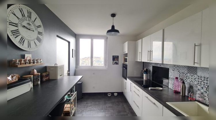 Ma-Cabane - Vente Appartement Saint-Étienne, 61 m²