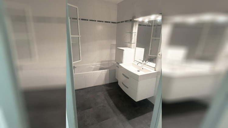 Ma-Cabane - Vente Appartement Saint-Étienne, 93 m²