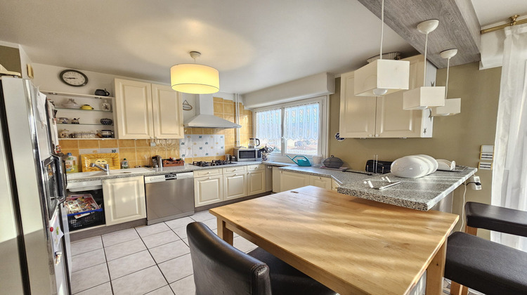 Ma-Cabane - Vente Appartement Saint-Étienne, 120 m²