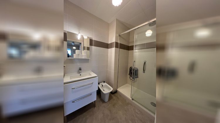 Ma-Cabane - Vente Appartement Saint-Étienne, 67 m²