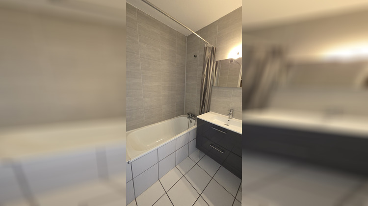 Ma-Cabane - Vente Appartement Saint-Étienne, 64 m²