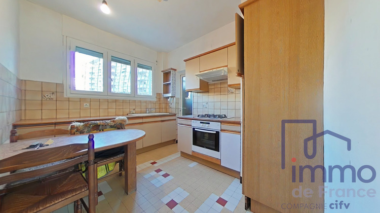 Ma-Cabane - Vente Appartement Saint-Étienne, 74 m²