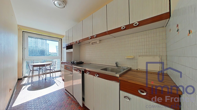 Ma-Cabane - Vente Appartement Saint-Étienne, 60 m²