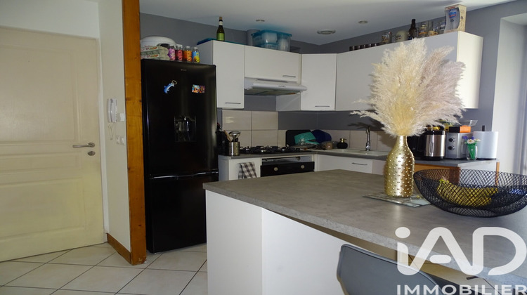 Ma-Cabane - Vente Appartement Saint-Étienne-de-Cuines, 53 m²
