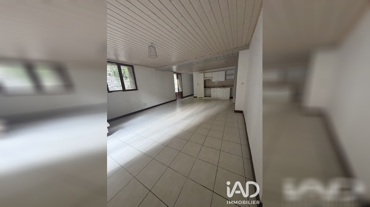Ma-Cabane - Vente Appartement Saint-Étienne-de-Cuines, 70 m²