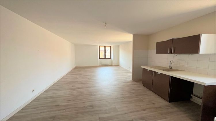 Ma-Cabane - Vente Appartement Saint-Étienne-de-Saint-Geoirs, 66 m²