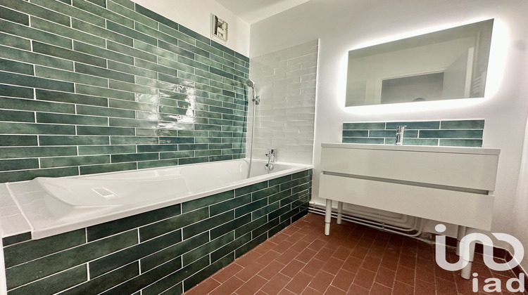 Ma-Cabane - Vente Appartement Saint-Étienne-de-Saint-Geoirs, 56 m²