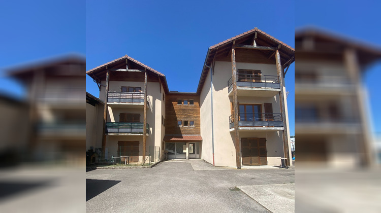 Ma-Cabane - Vente Appartement Saint-Étienne-de-Saint-Geoirs, 70 m²