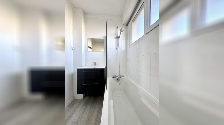 Ma-Cabane - Vente Appartement Saint-Étienne-du-Rouvray, 63 m²