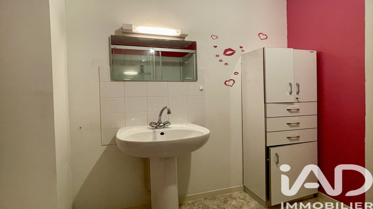 Ma-Cabane - Vente Appartement Saint-Amand-Montrond, 47 m²