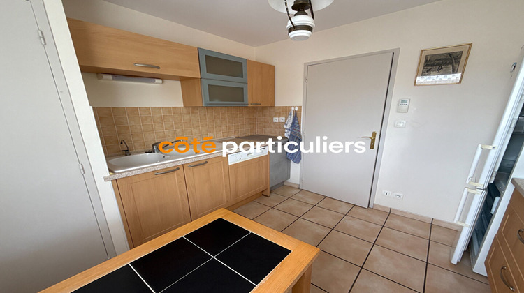 Ma-Cabane - Vente Appartement SAINT-AMAND-MONTROND, 61 m²