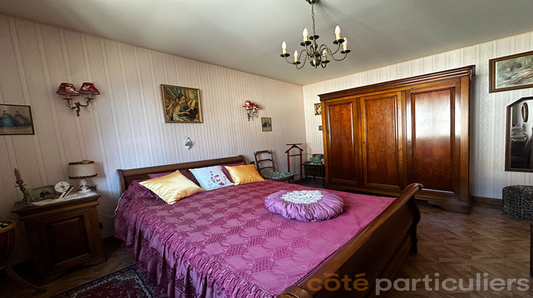 Ma-Cabane - Vente Appartement SAINT-AMAND-MONTROND, 139 m²