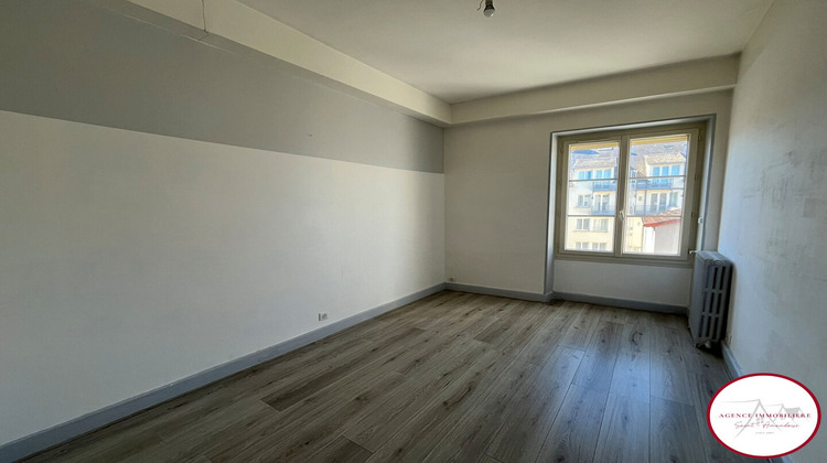 Ma-Cabane - Vente Appartement SAINT-AMAND-MONTROND, 60 m²