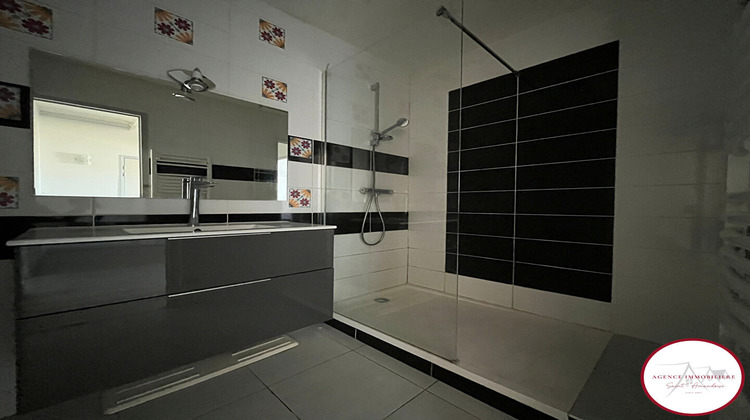 Ma-Cabane - Vente Appartement SAINT-AMAND-MONTROND, 60 m²
