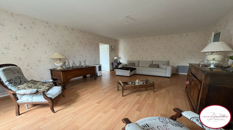 Ma-Cabane - Vente Appartement SAINT-AMAND-MONTROND, 73 m²