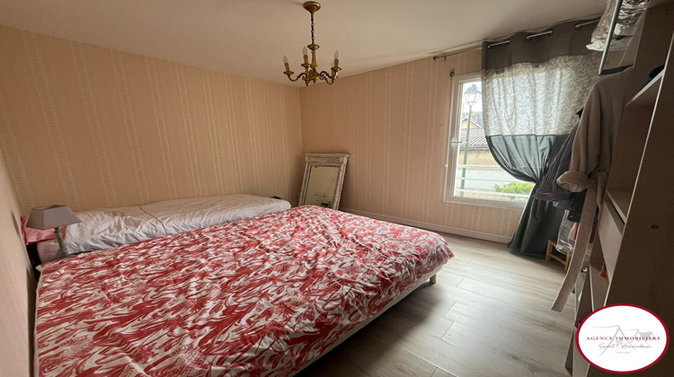 Ma-Cabane - Vente Appartement SAINT-AMAND-MONTROND, 73 m²
