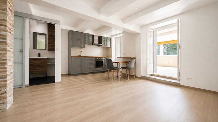 Ma-Cabane - Vente Appartement Saint-Andre-les-Alpes, 64 m²