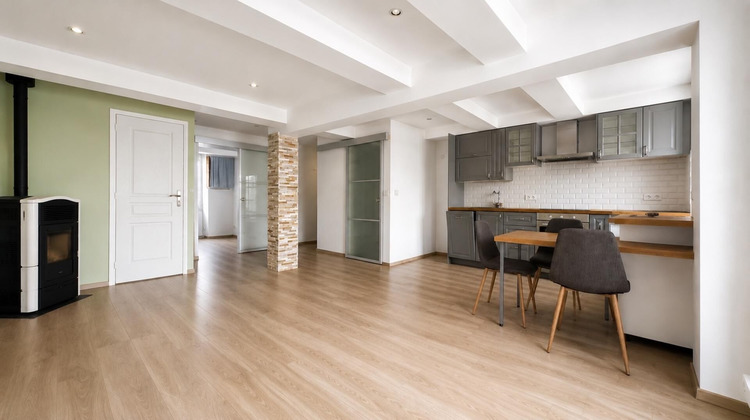 Ma-Cabane - Vente Appartement Saint-Andre-les-Alpes, 64 m²