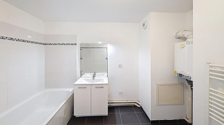 Ma-Cabane - Vente Appartement Saint-Andre-Lez-Lille, 58 m²