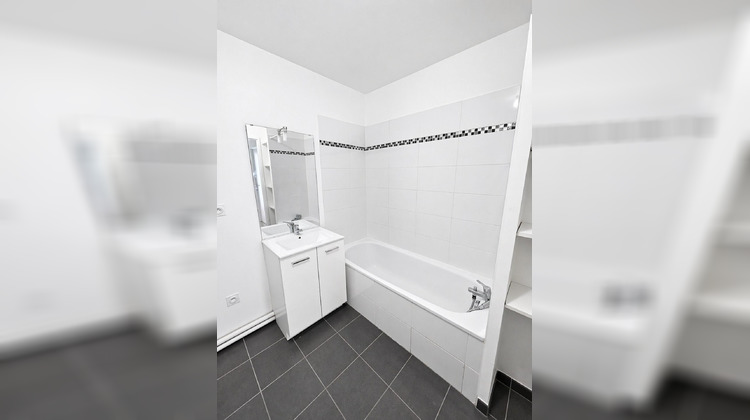Ma-Cabane - Vente Appartement Saint-Andre-Lez-Lille, 57 m²