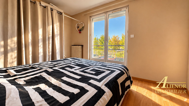 Ma-Cabane - Vente Appartement SAINT-ASTIER, 66 m²