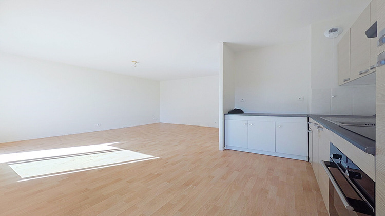 Ma-Cabane - Vente Appartement SAINT-AUBIN-D'AUBIGNE, 66 m²