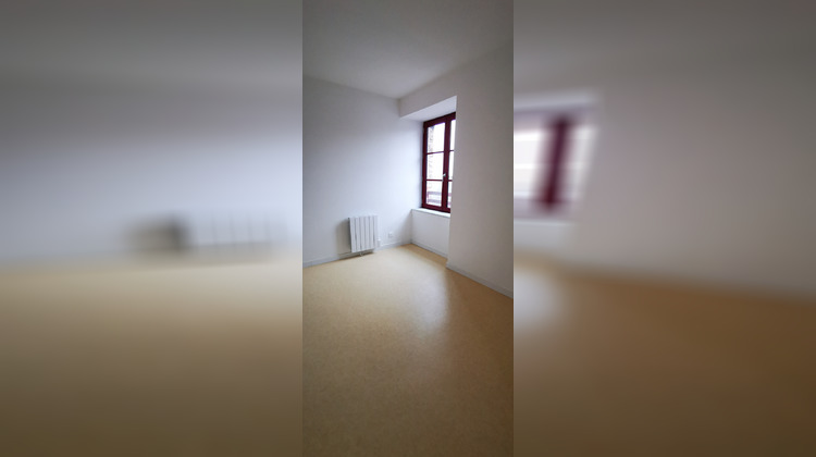 Ma-Cabane - Vente Appartement Saint-Aubin-du-Cormier, 75 m²