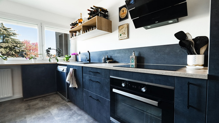 Ma-Cabane - Vente Appartement SAINT-BARTHELEMY-D'ANJOU, 55 m²