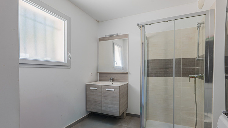 Ma-Cabane - Vente Appartement Saint-Blaise, 59 m²