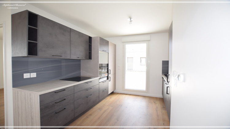 Ma-Cabane - Vente Appartement SAINT BONNET DE MURE, 66 m²