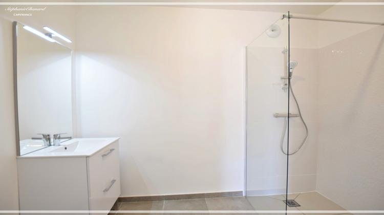 Ma-Cabane - Vente Appartement SAINT BONNET DE MURE, 66 m²