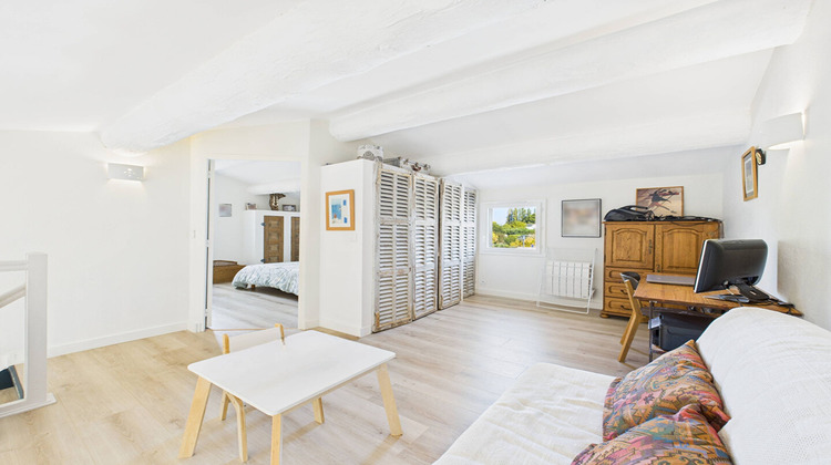 Ma-Cabane - Vente Appartement SAINT-CANNAT, 90 m²