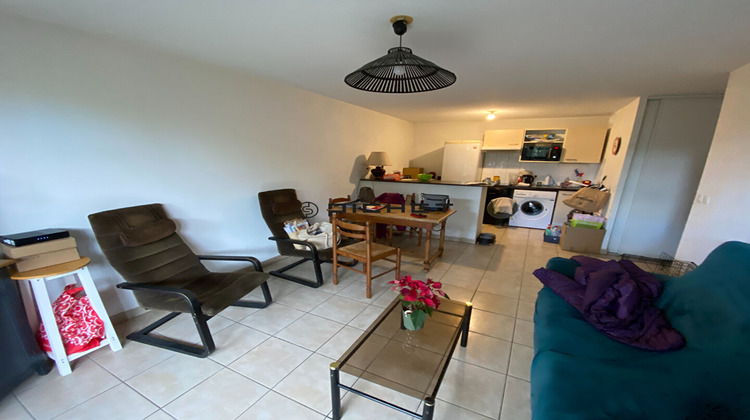 Ma-Cabane - Vente Appartement SAINT-CAPRAIS-DE-BORDEAUX, 56 m²