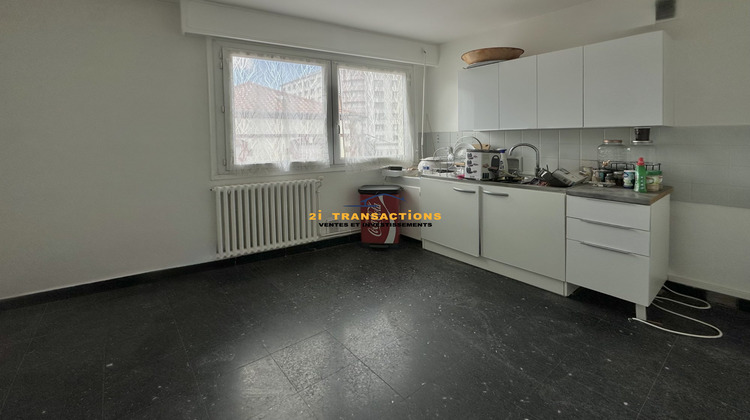 Ma-Cabane - Vente Appartement Saint-Chamond, 60 m²