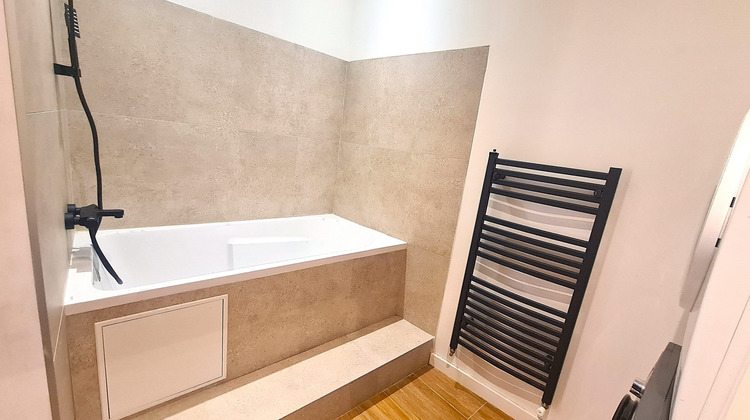 Ma-Cabane - Vente Appartement Saint-Chamond, 139 m²