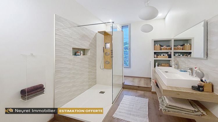 Ma-Cabane - Vente Appartement Saint-Chamond, 229 m²