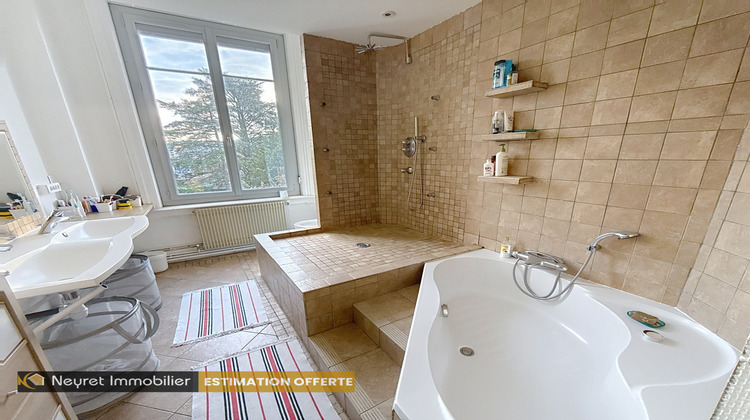 Ma-Cabane - Vente Appartement Saint-Chamond, 229 m²