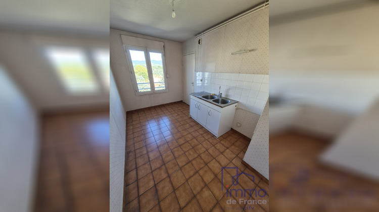 Ma-Cabane - Vente Appartement Saint-Chamond, 82 m²