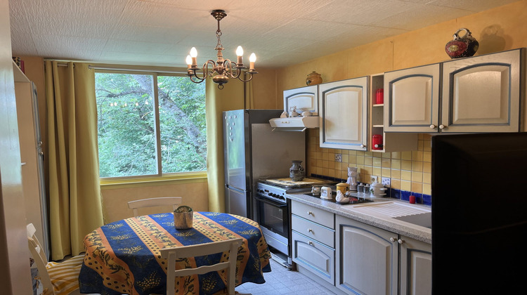 Ma-Cabane - Vente Appartement Saint-Chamond, 73 m²