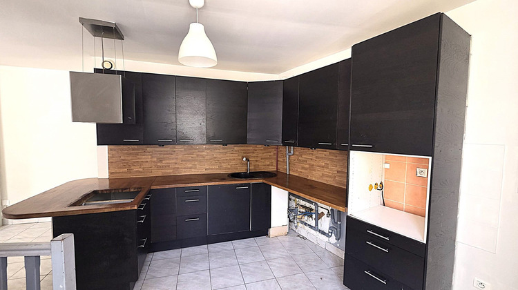 Ma-Cabane - Vente Appartement Saint-Chamond, 73 m²