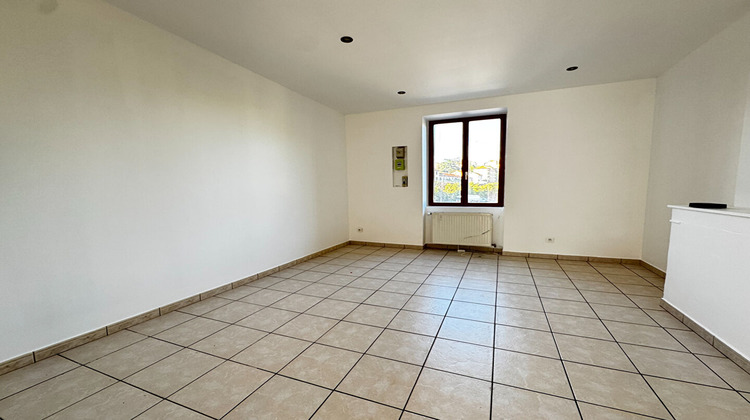 Ma-Cabane - Vente Appartement SAINT-CHAMOND, 75 m²