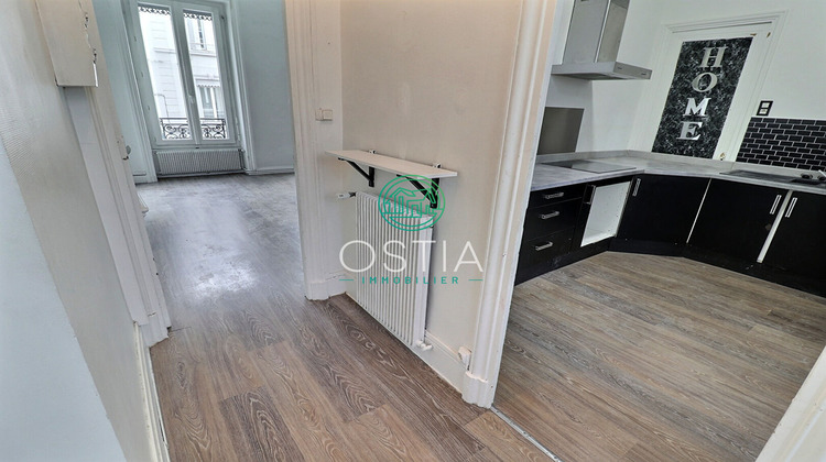 Ma-Cabane - Vente Appartement SAINT-CHAMOND, 60 m²