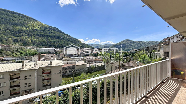 Ma-Cabane - Vente Appartement Saint-Claude, 53 m²